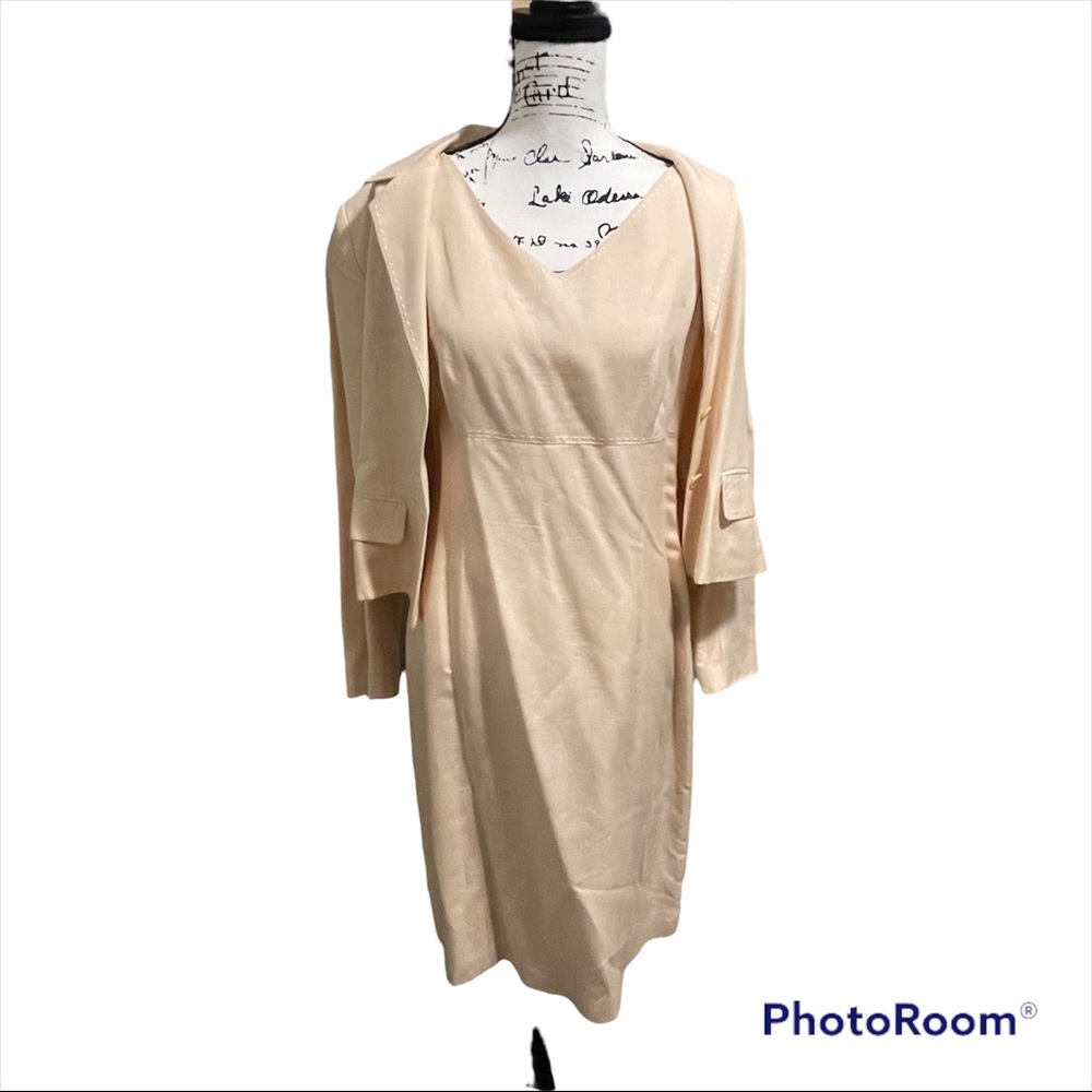 Summer Vintage Oscar de la renta dress suit